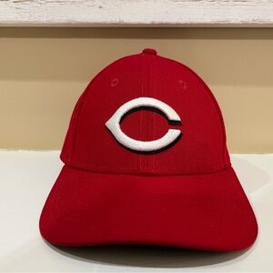 MLB Cincinnati Reds Officially Licensed Youth Hat